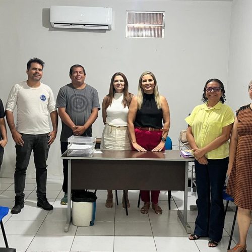 Os representantes do sindicatos – SINTE e SINDSERM em visita ao IPMP para dar boas vindas a nova presidente, a Sra. Jeanne Cunha.
